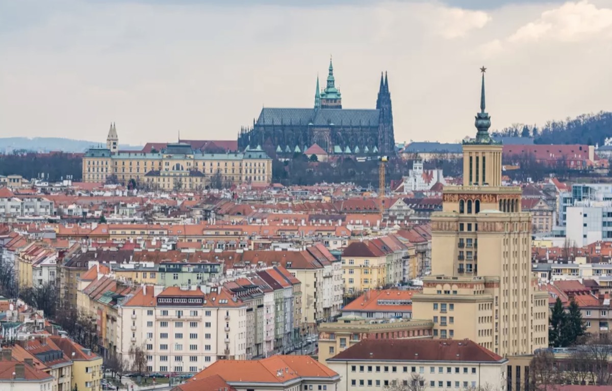 Dejvice Theatre building, Prague